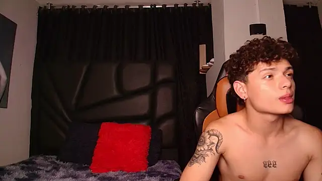 LexieandNate online show from 01/15/25, 06:22