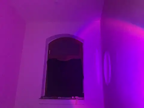 Snapshot of madelinexx chatting on 02/20/25, 11:21 madelinexx online show from 02/20/25, 11:21