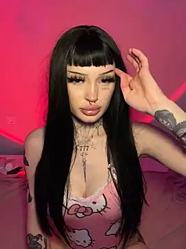 Snapshot of madelinexx chatting on 11/05/25, 07:58 madelinexx online show from 11/05/25, 07:58