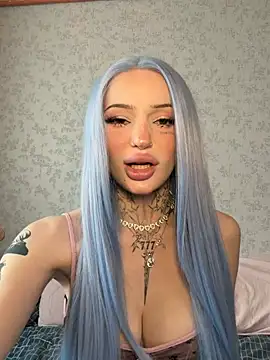 Snapshot of madelinexx chatting on 02/21/26, 09:43 madelinexx online show from 02/21/26, 09:43