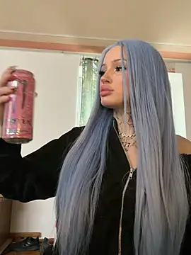 Snapshot of madelinexx chatting on 02/28/26, 12:39 madelinexx online show from 02/28/26, 12:39