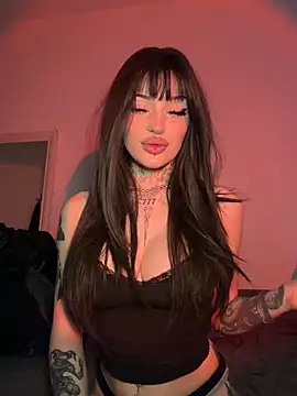 Snapshot of madelinexx chatting on 04/26/26, 11:30 madelinexx online show from 04/26/26, 11:30