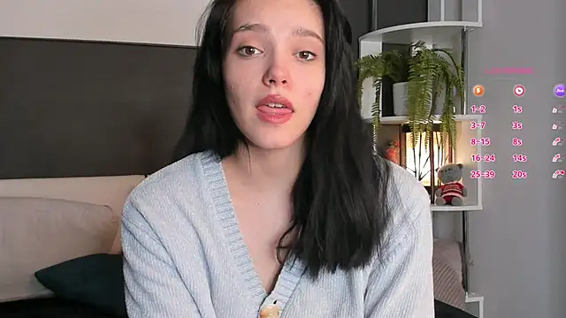 Snapshot of WildaBendell chatting on 01/21/25, 02:37 WildaBendell online show from 01/21/25, 02:37