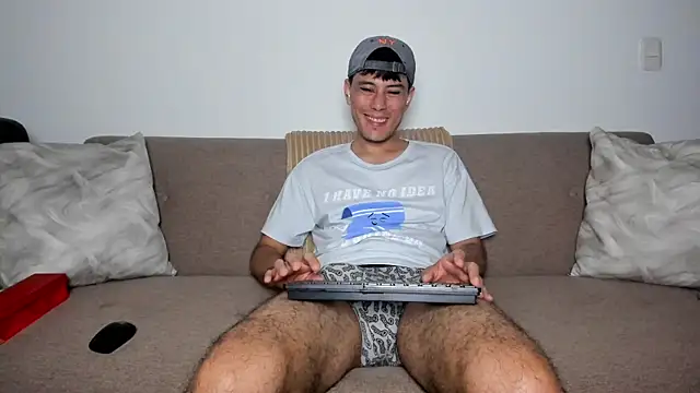 Huge latin cock online show from 10/04/25, 10:08