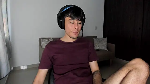 Huge latin cock online show from 10/13/25, 09:15