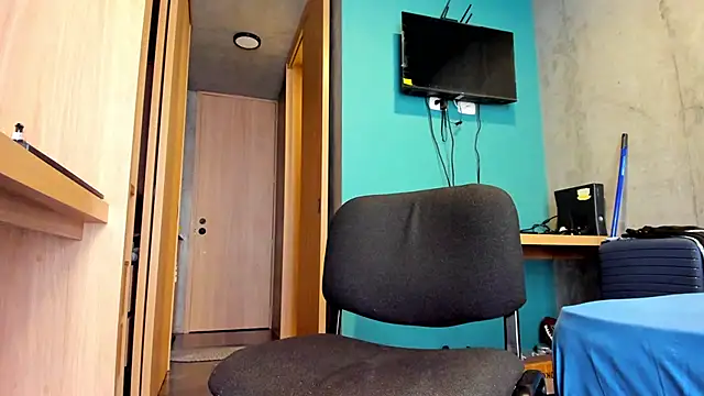 Huge latin cock online show from 06/11/26, 09:13