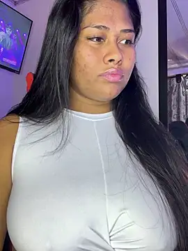 Snapshot of hurren_pasha chatting on 10/02/25, 01:29 hurren pasha online show from 10/02/25, 01:29