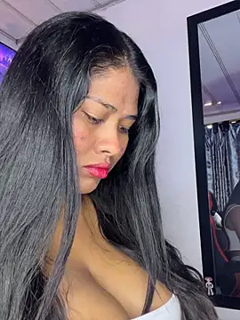 Snapshot of hurren_pasha chatting on 10/15/25, 12:27 hurren pasha online show from 10/15/25, 12:27