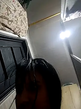  LATINA  online show from 12/04/24, 05:27