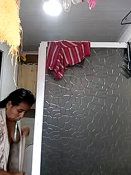  LATINA  online show from 02/13/25, 06:59