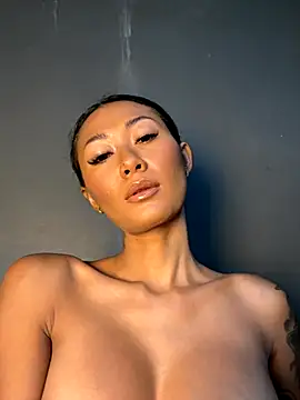 thai-dreamgirl online show from 10/01/25, 11:55