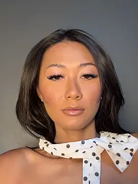 thai-dreamgirl online show from 10/22/25, 11:04