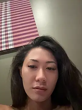 thai-dreamgirl online show from 04/19/26, 10:23