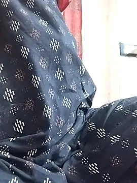 Snapshot of miss-Riy chatting on 10/08/25, 04:59 miss-Riy online show from 10/08/25, 04:59