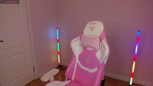 Stacy River online show from 02/10/25, 08:20