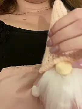 EvaRush online show from 12/13/24, 12:31