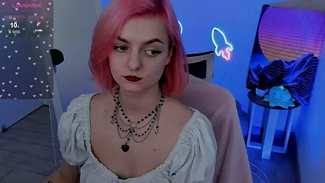 Fire Bestie online show from 02/13/25, 01:59