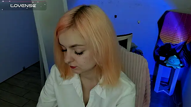 Fire Bestie online show from 09/14/25, 12:15