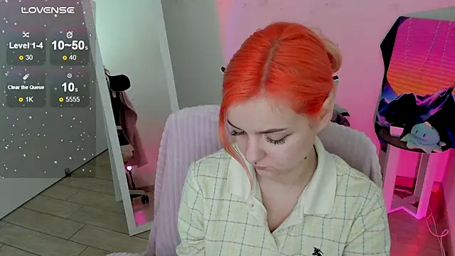 Fire Bestie online show from 09/28/25, 12:32