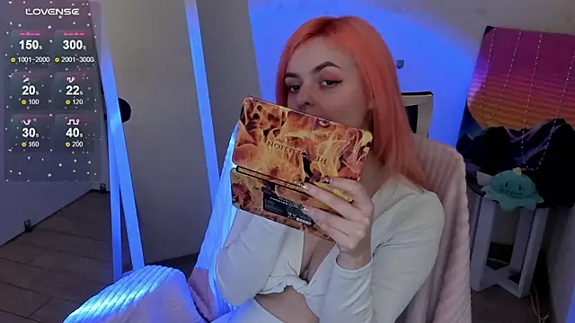 Fire Bestie online show from 03/06/26, 01:18