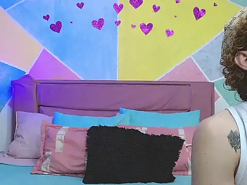 tylor boy online show from 09/09/25, 06:40