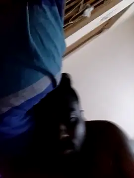 Snapshot of nikini1621 chatting on 09/10/25, 08:20 nikini1621 online show from 09/10/25, 08:20