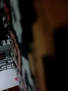 Snapshot of nikini1621 chatting on 10/30/25, 08:09 nikini1621 online show from 10/30/25, 08:09