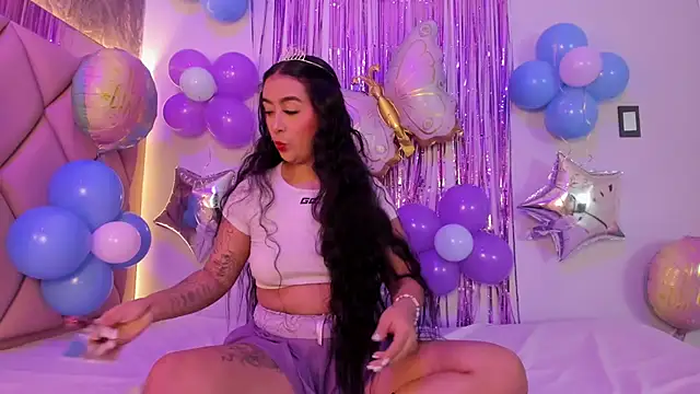 AntonellaQueenn online show from 11/27/25, 11:34