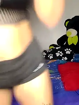 Snapshot of sariitha_sw chatting on 02/15/25, 01:53 sariitha sw online show from 02/15/25, 01:53