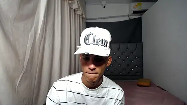 wild fantasy 69 online show from 01/14/25, 02:40