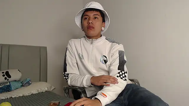 alex-lover online show from 03/11/26, 03:12