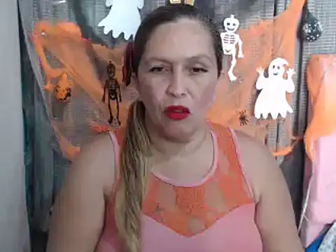 mom son dirty online show from 10/26/25, 02:01