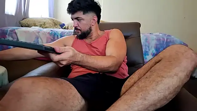 LUH133 online show from 01/12/26, 03:17