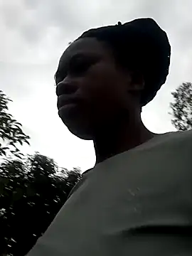 Sassy boobs21 online show from 04/17/26, 04:04