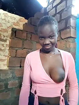 Black juicy24 online show from 11/18/25, 04:06