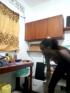 Black juicy24 online show from 03/05/26, 05:20