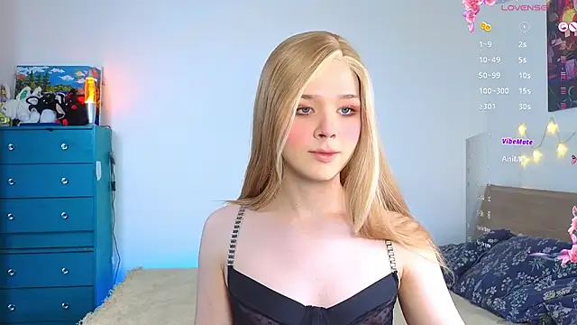 Snapshot of _yourFoxy_ chatting on 09/24/25, 04:54  yourFoxy  online show from 09/24/25, 04:54