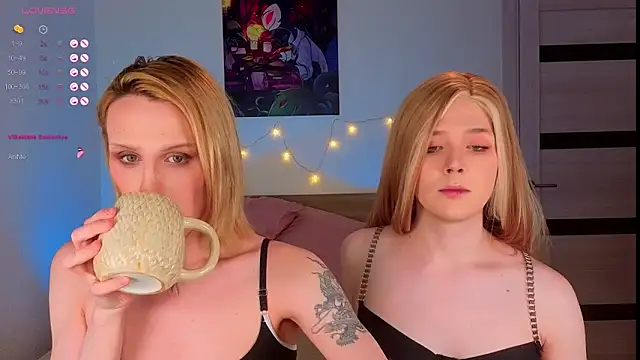 Snapshot of _yourFoxy_ chatting on 01/11/26, 06:02 yourFoxy online show from 01/11/26, 06:02