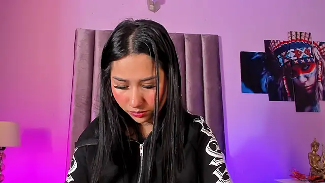 Isabella Flowers online show from 04/01/26, 05:08