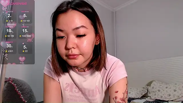 osaka nia online show from 10/29/25, 11:12