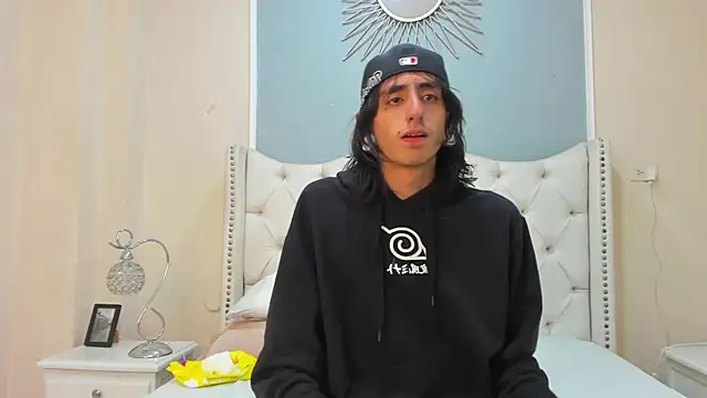 Matthew Dixonn online show from 12/08/24, 03:13