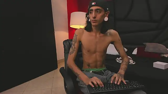 Matthew Dixonn online show from 12/21/24, 07:56