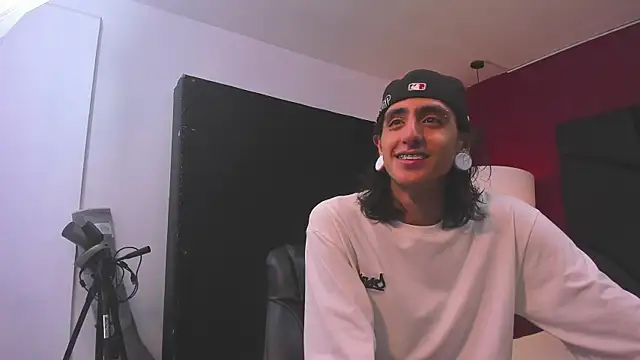 Matthew Dixonn online show from 12/26/24, 03:16