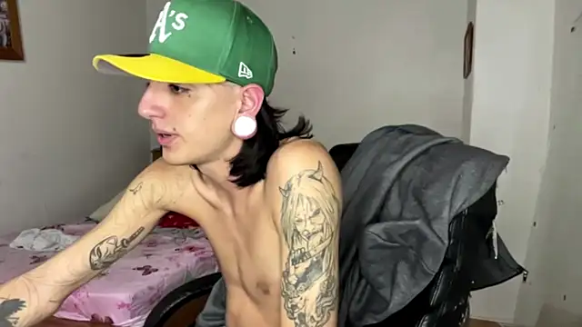 Matthew Dixonn online show from 02/14/25, 03:00