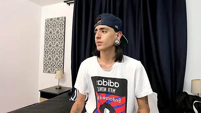 Matthew Dixonn online show from 03/03/25, 08:21