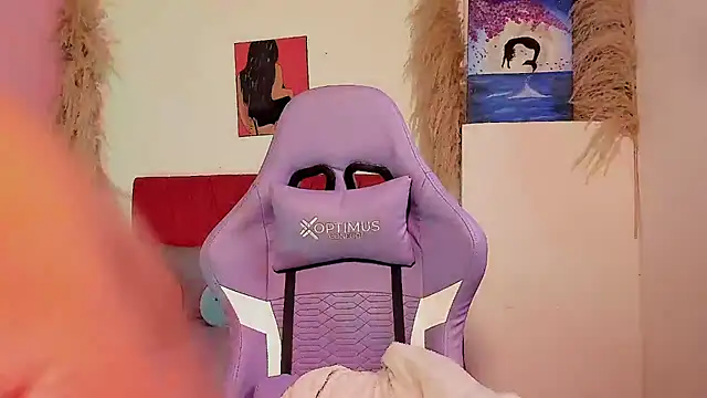 juli 2tyes online show from 02/12/26, 03:01