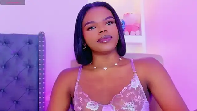 CamiEstrada online show from 10/31/25, 08:32