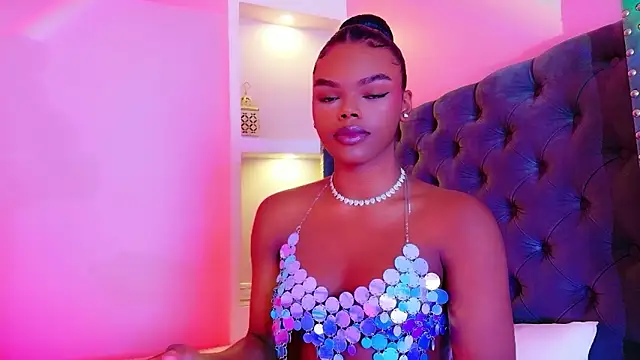 CamiEstrada online show from 02/11/26, 07:08