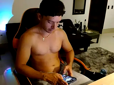 Snapshot of zeth_666 chatting on 09/10/25, 02:44 zeth 666 online show from 09/10/25, 02:44