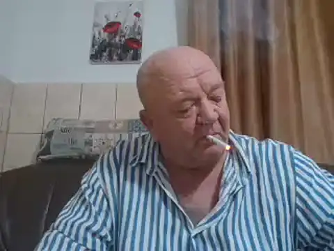 Snapshot of fullballs6 chatting on 12/24/24, 01:27 fullballs6 online show from 12/24/24, 01:27